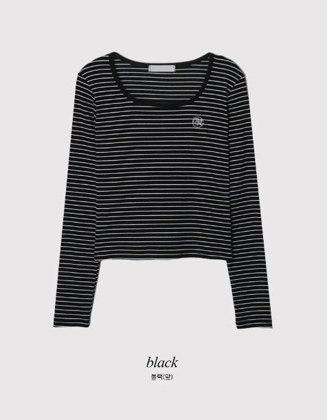 Border Square Embroidery T-shirt (4color)