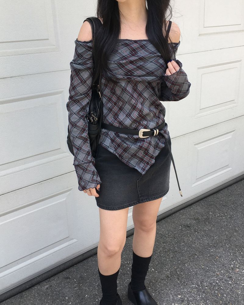 Dark denim mini skirt