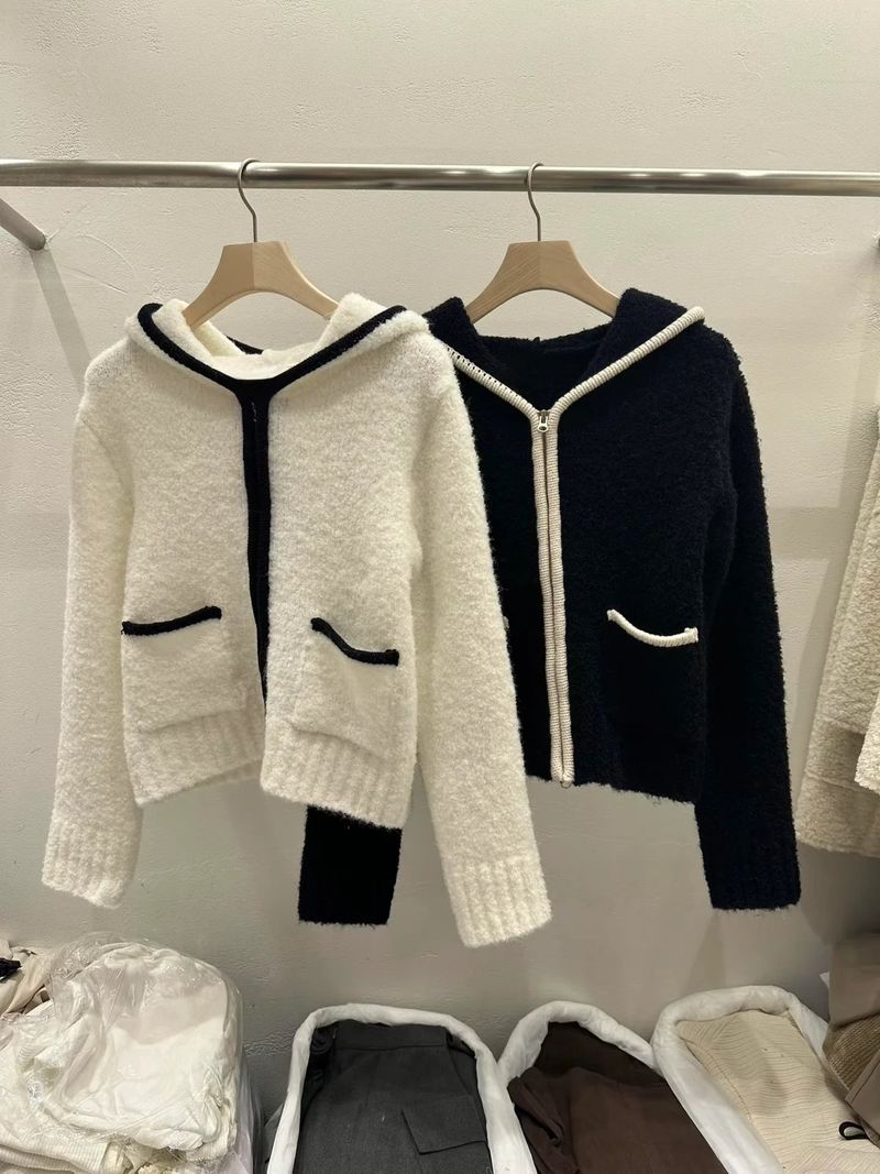 Hearty Zip Up Cardigan - 2 colours