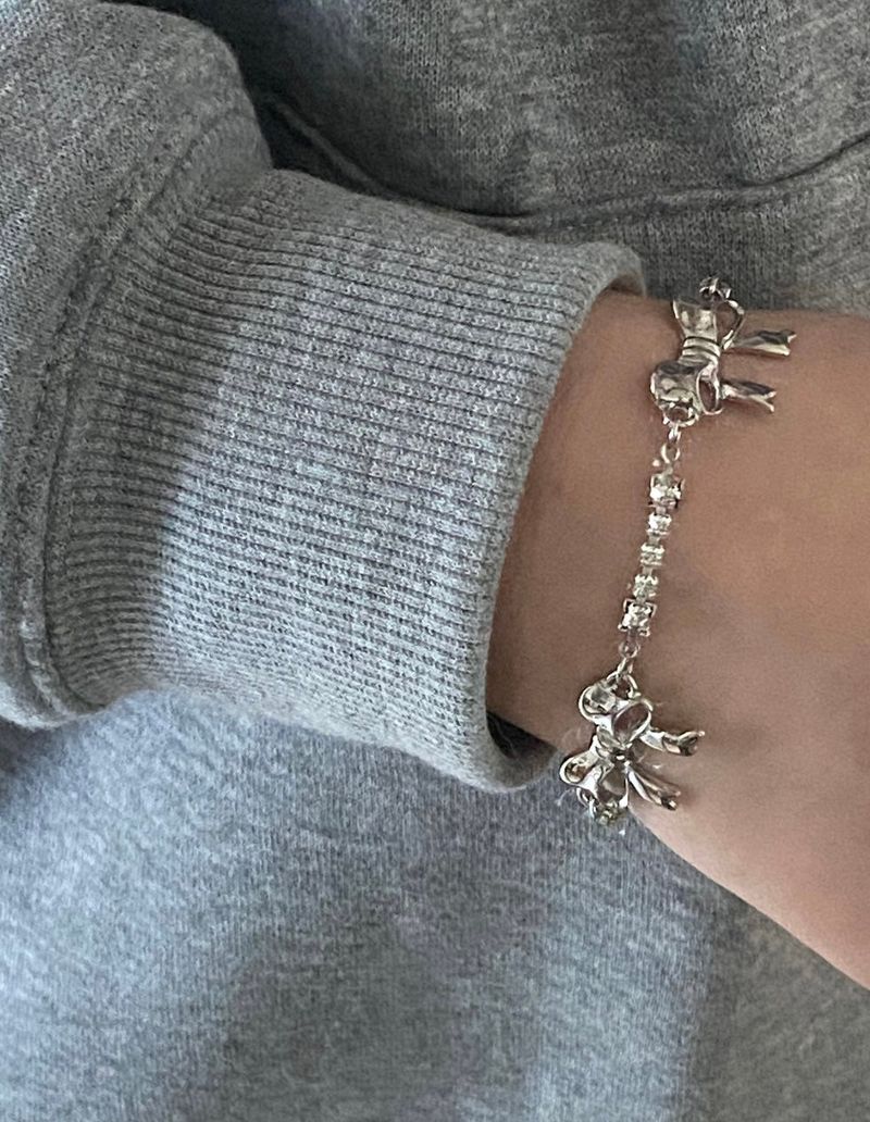 bijou antique ribbon bracelet