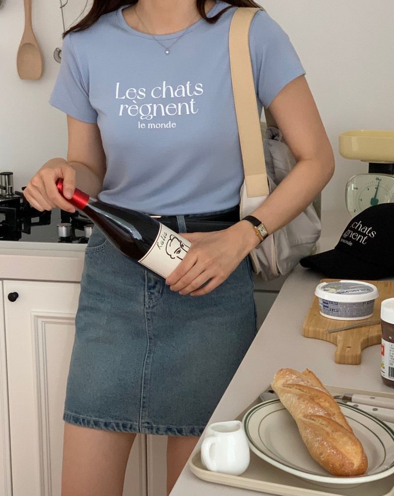 LES CHATS LETTERING T-SHIRTS SKY BLUE