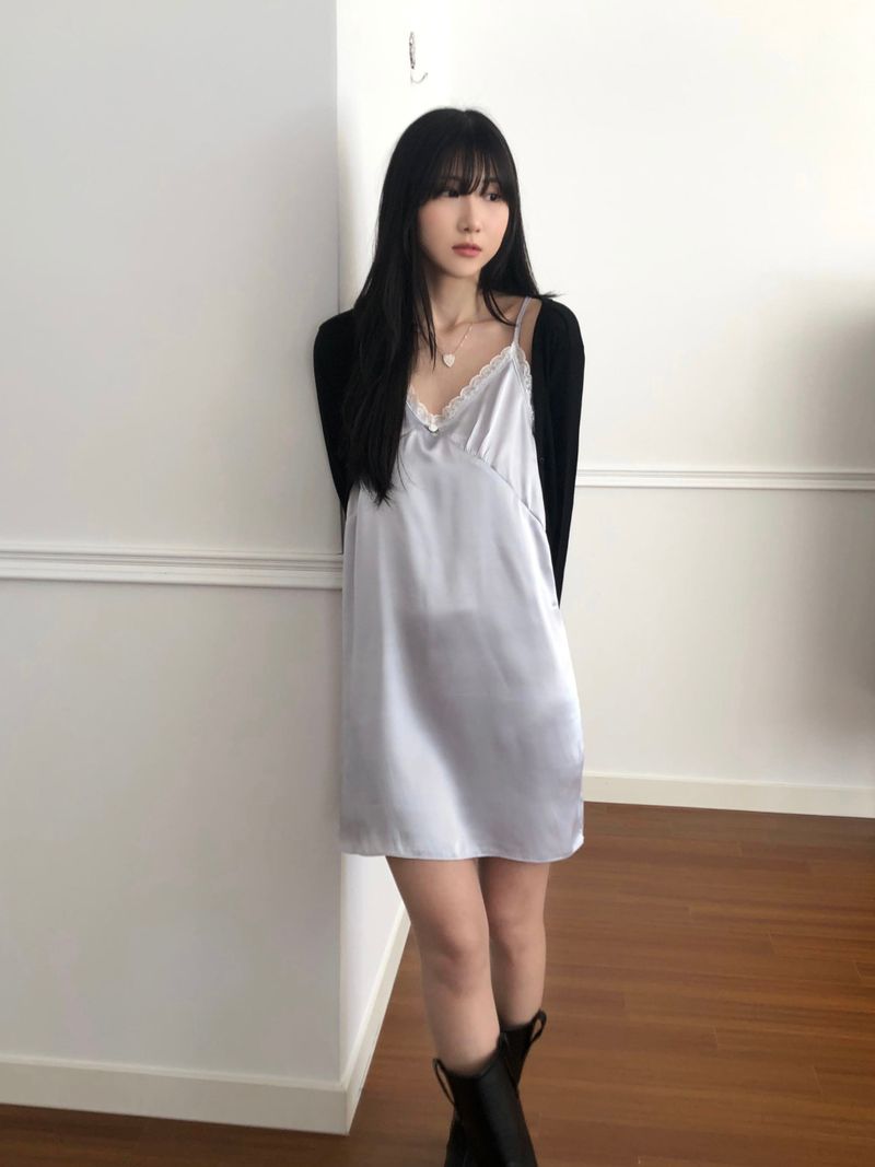 Tencel V-neck cardigan (3 colors)