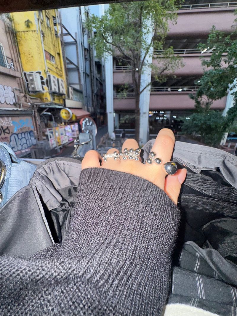 Drop piercing ring