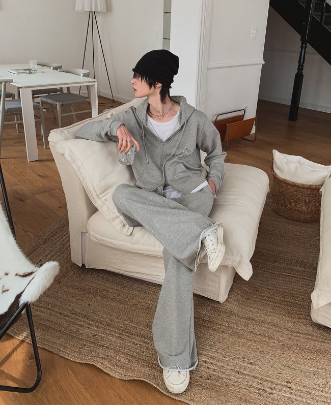 Ruby Damaged Sweat Hood Zip-Up Pants Set