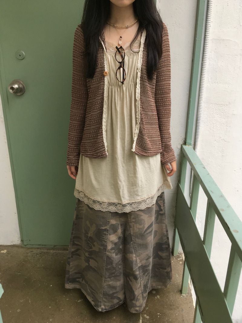 lace sleeveless shirt