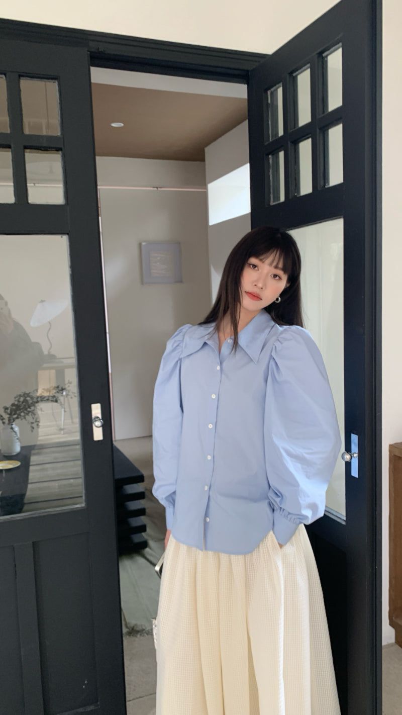 [SALE] Sora Back Point Shoulder Puff Blouse