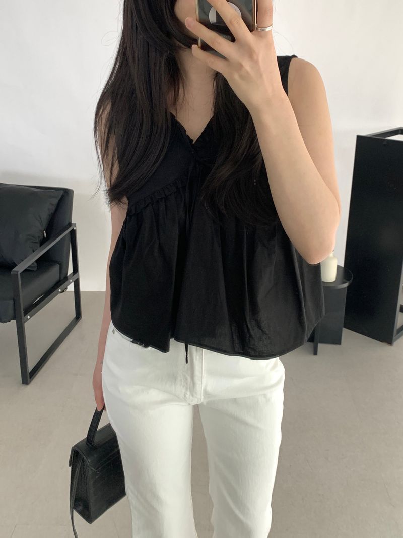 Devco Frill Sleeveless Blouse