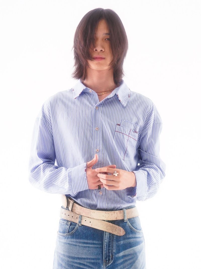 SIGNATURE BACK PATCH HAND-STITCHED CROSS PATCH POCKET STRIPED SHIRT