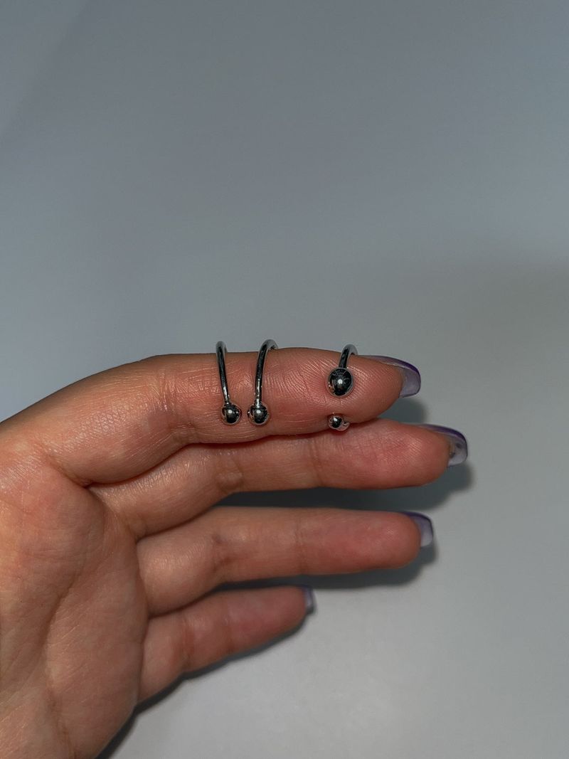 Silver pierced shape ear cuff (set)