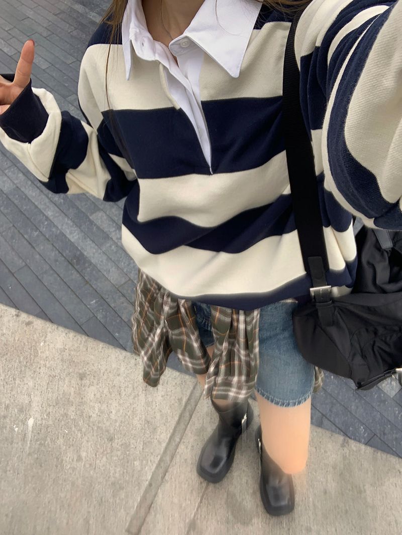 [UNISEX] Perrin Stripe Cara Sweatshirt