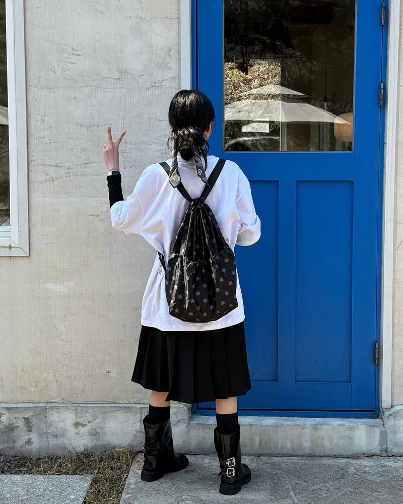 Staring backpack