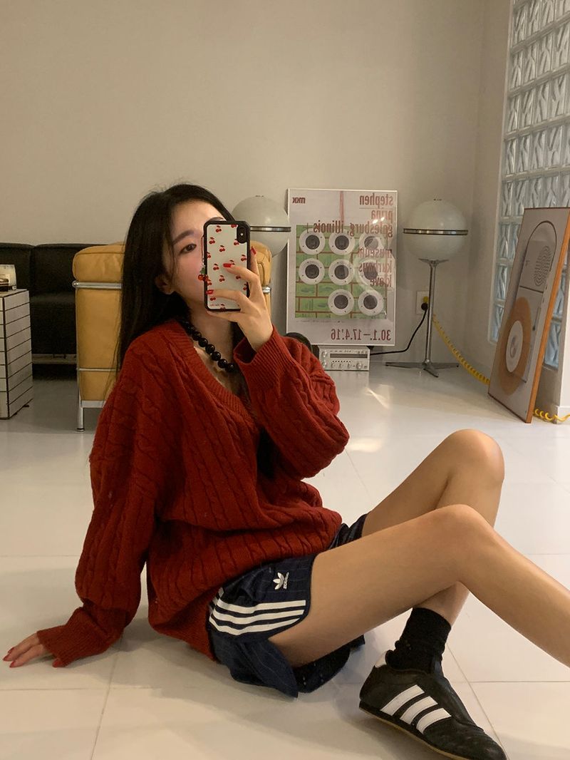 [MADE] Ethol twisted V-knit