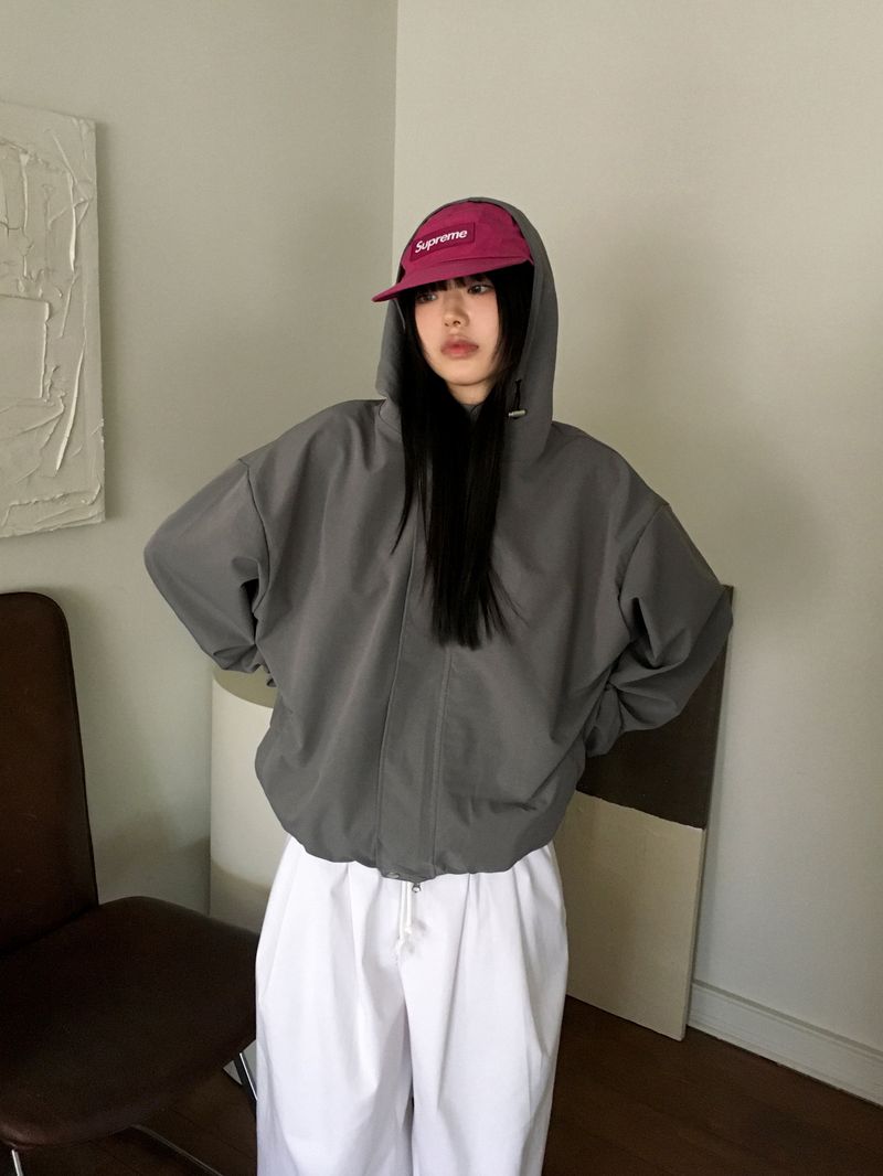 Beaton Goffcore String Boxy Windbreaker