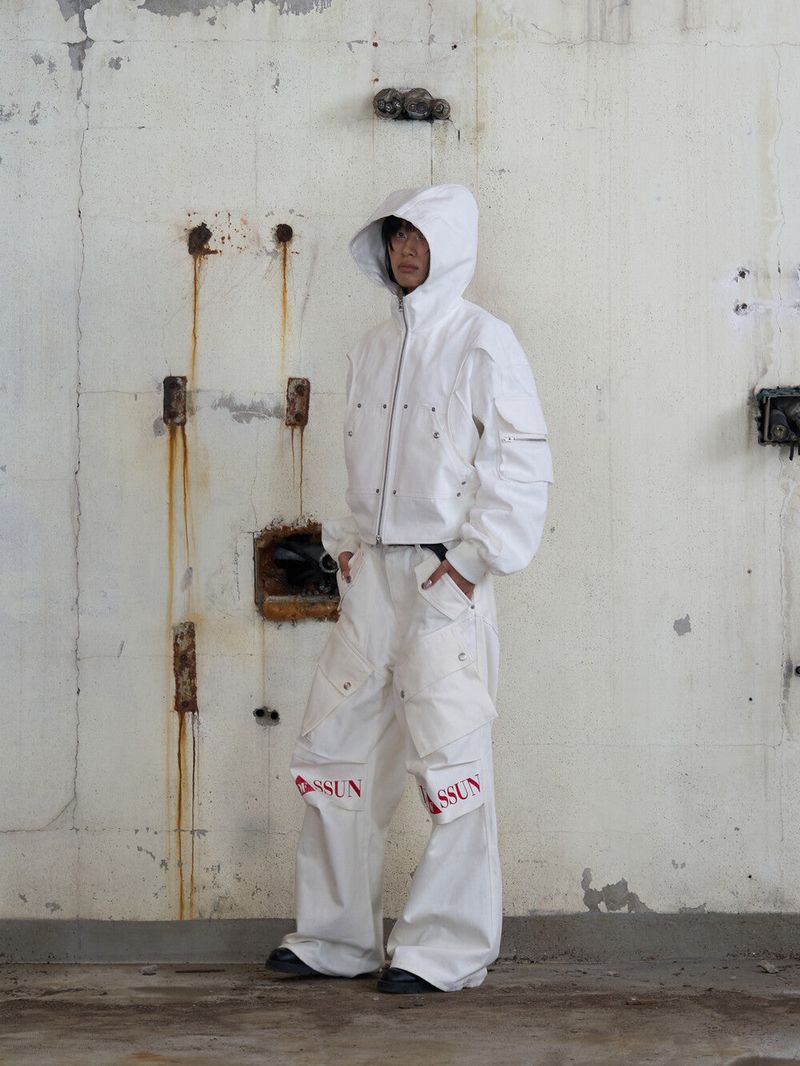 Circle Denim Bomber Jacket (White)