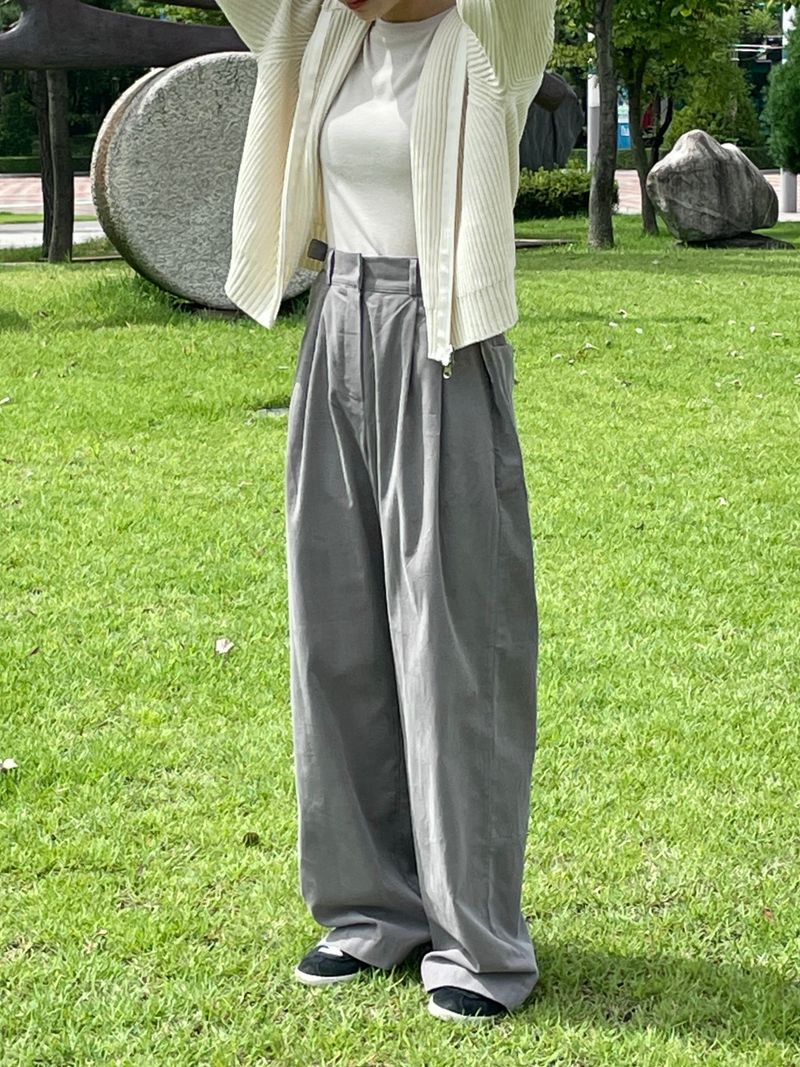 Side belted two tuck corduroy pants 