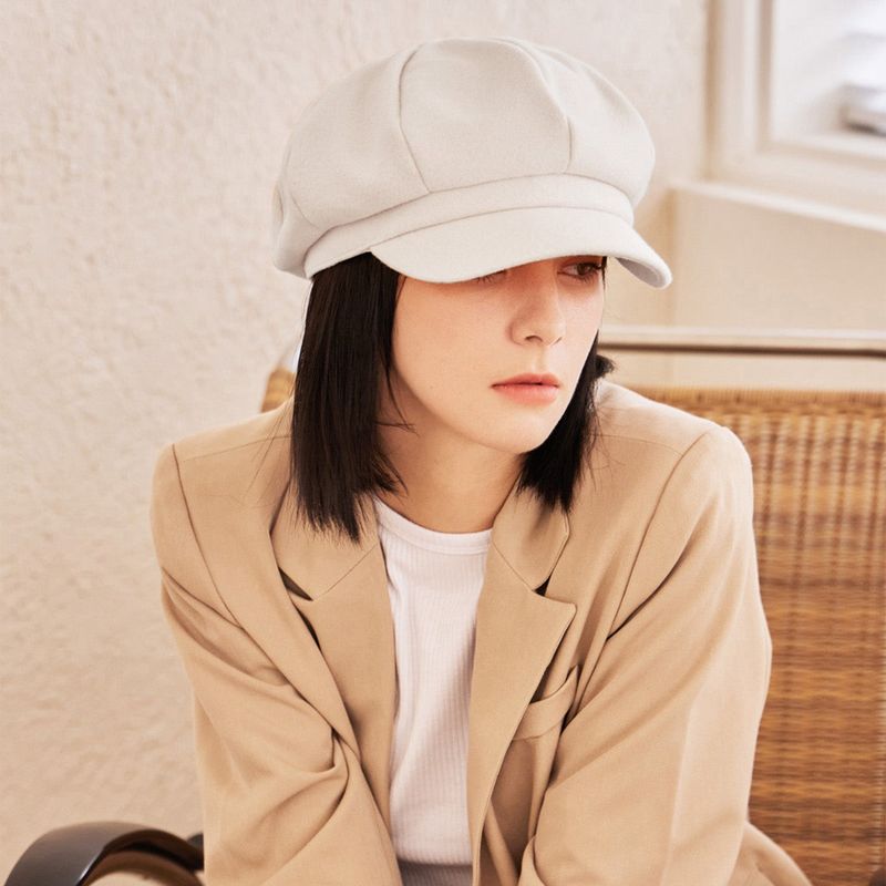 VA Square Stud Wool Newsboy Cap / Ivory