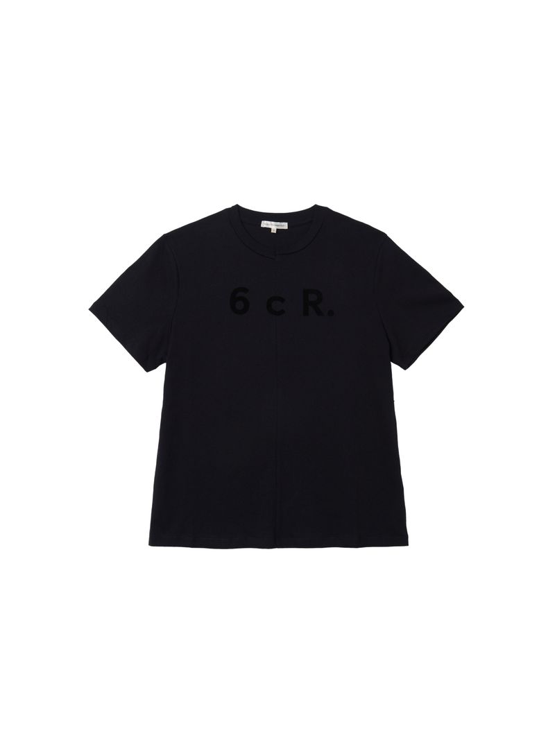 6CRAYON(シックスクレヨン)の「6CRAYON Black Box Fit T-Shirt with Offset Spliced Neckline & Classic Flock Print(Tops)」