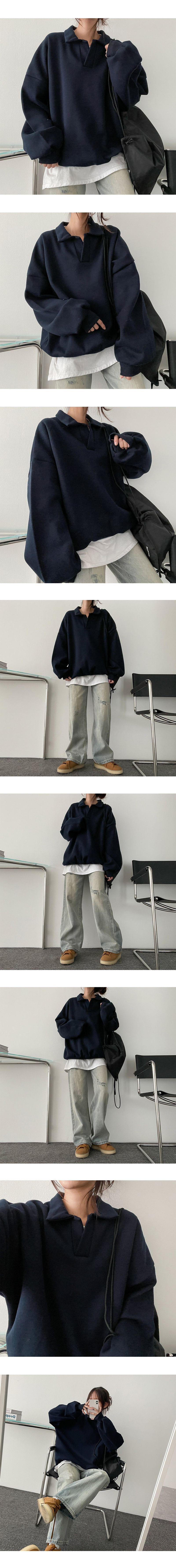 Napping turtleneck collar sweatshirt