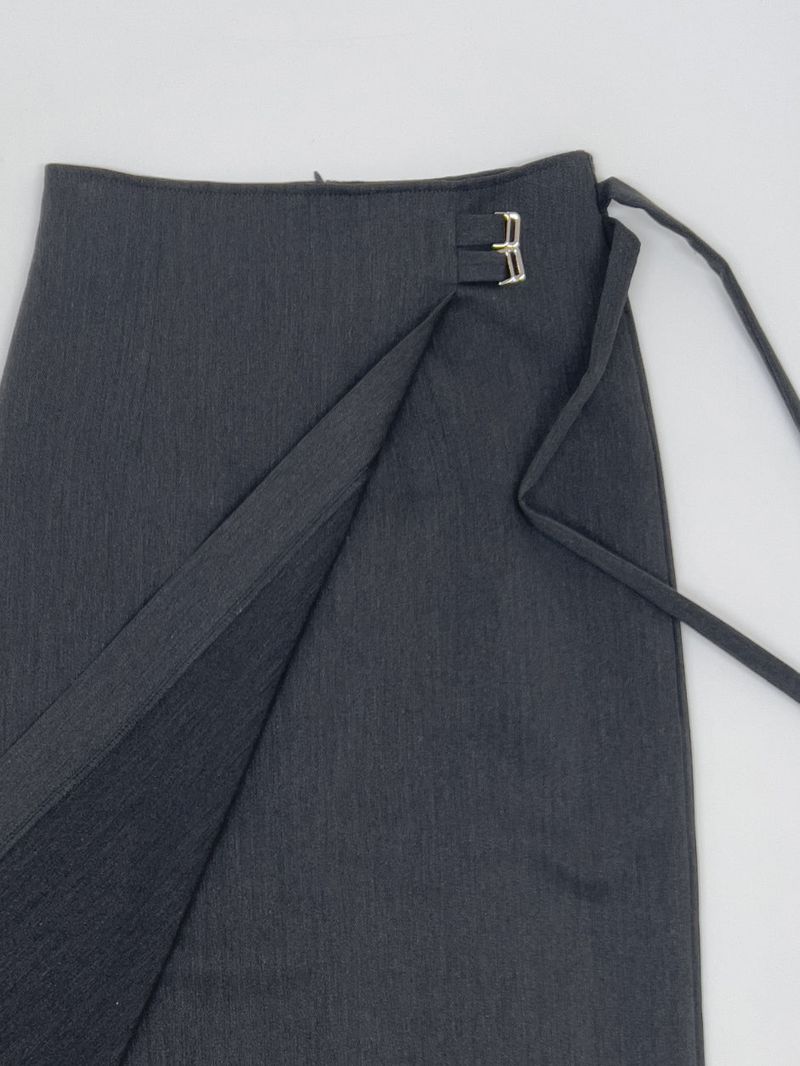 Two-buckle wrap H-line long skirt