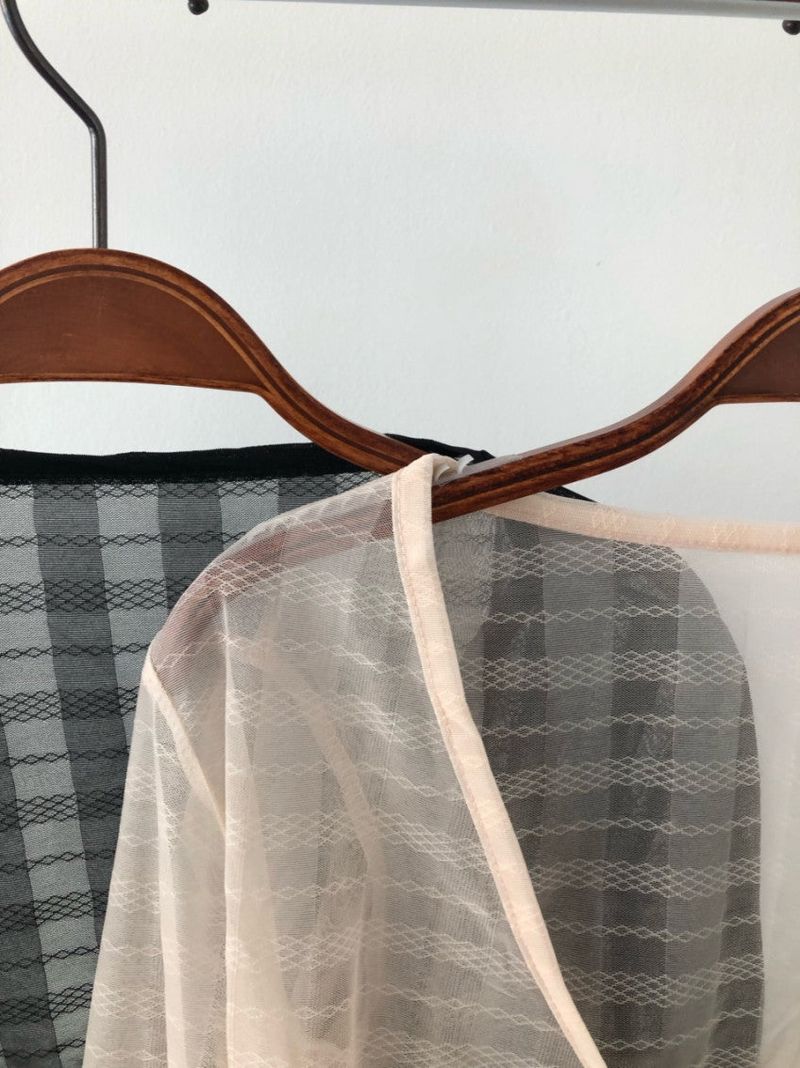 checkered twist top