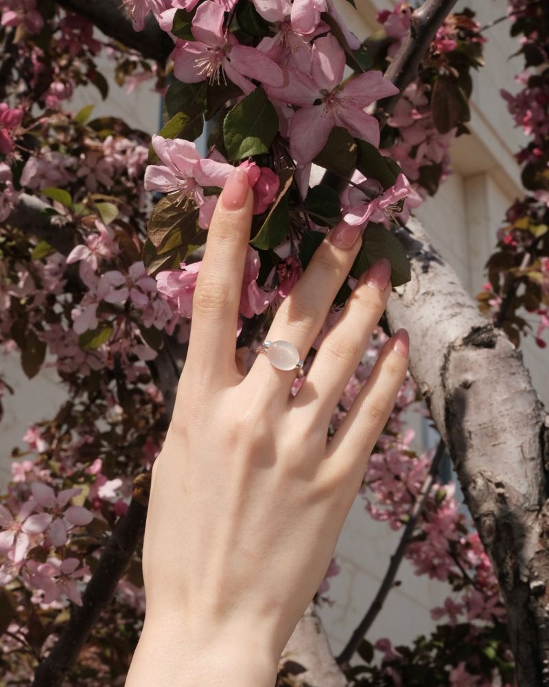 JELLYBEAN STONE OPEN RING