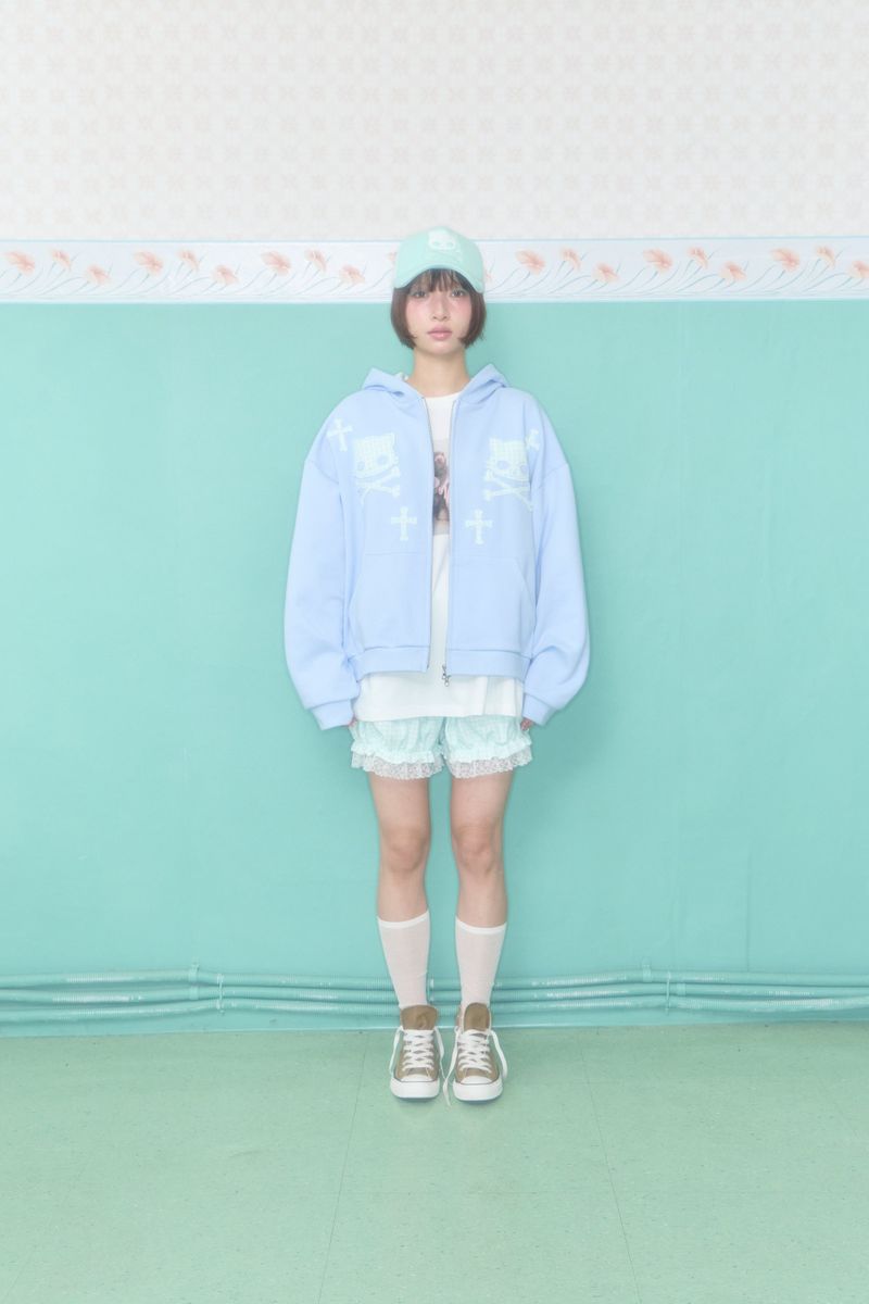KIRI SKULL PATCH HOODIE (BLUE)