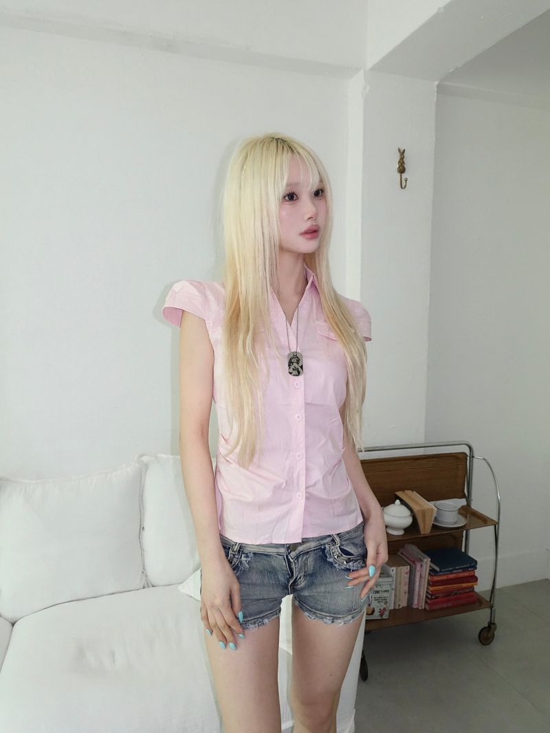 pink slim shirt