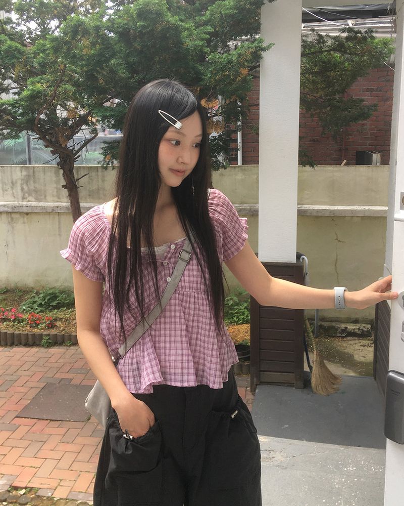 Lizzy Checkered Puff Shirring Blouse