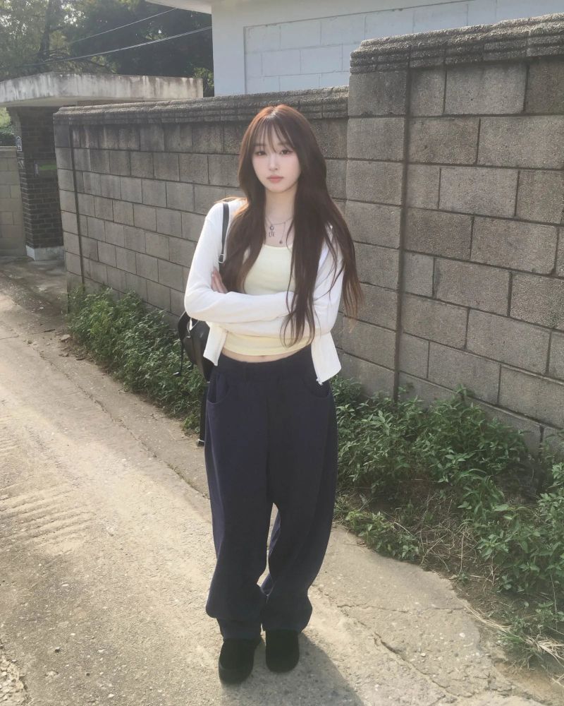 Warmer crop hood jumper