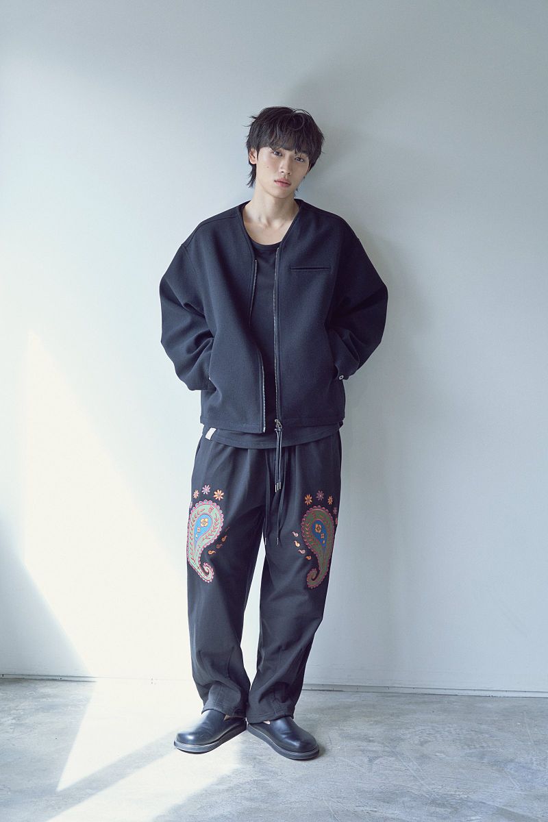 PURE-WOOL 90 Y ZIP-UP JACKET (Black)