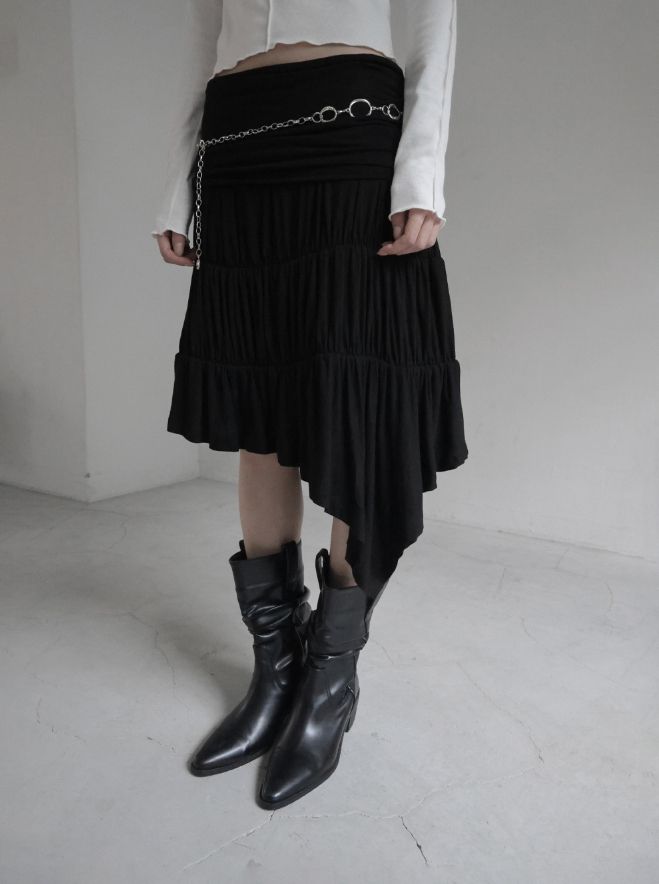 Laju Unbalance Shirring Skirt