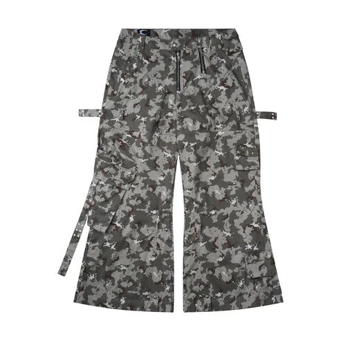 Cozy Worldwide（コージー ワールドワイド）の「"005 MILY"" CAMO FLAG CARGO PANTS"（Pants）」