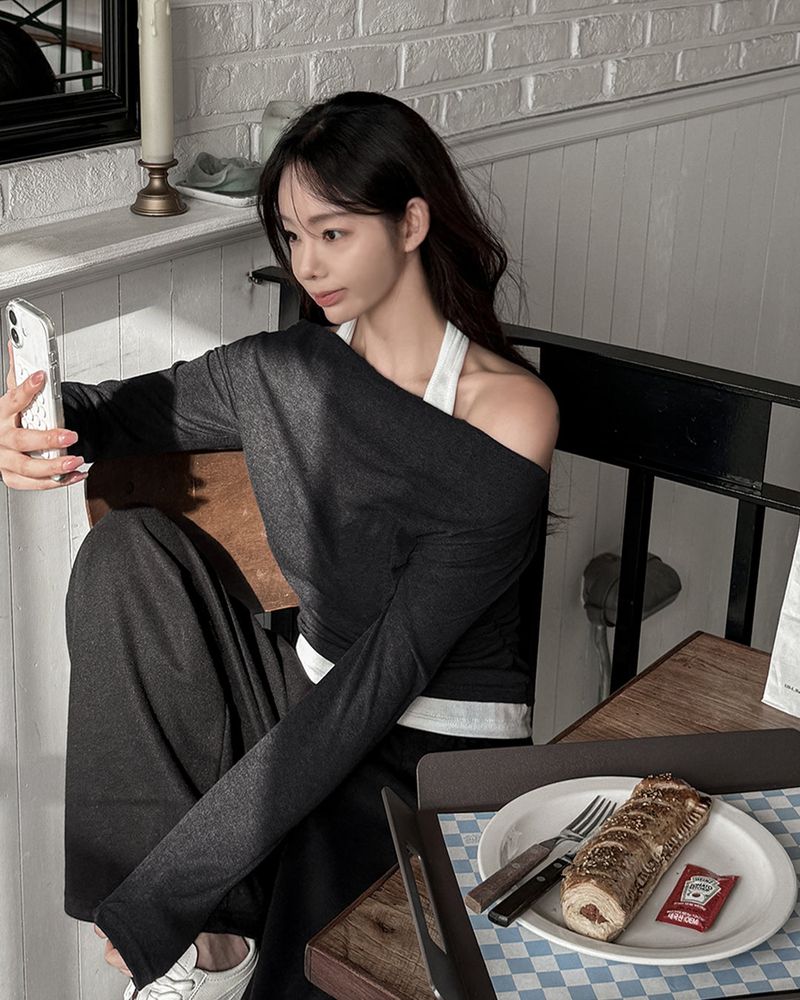 MAYBINS（メイビンス）の「Lonzle Halterneck T-shirt（Tops）」