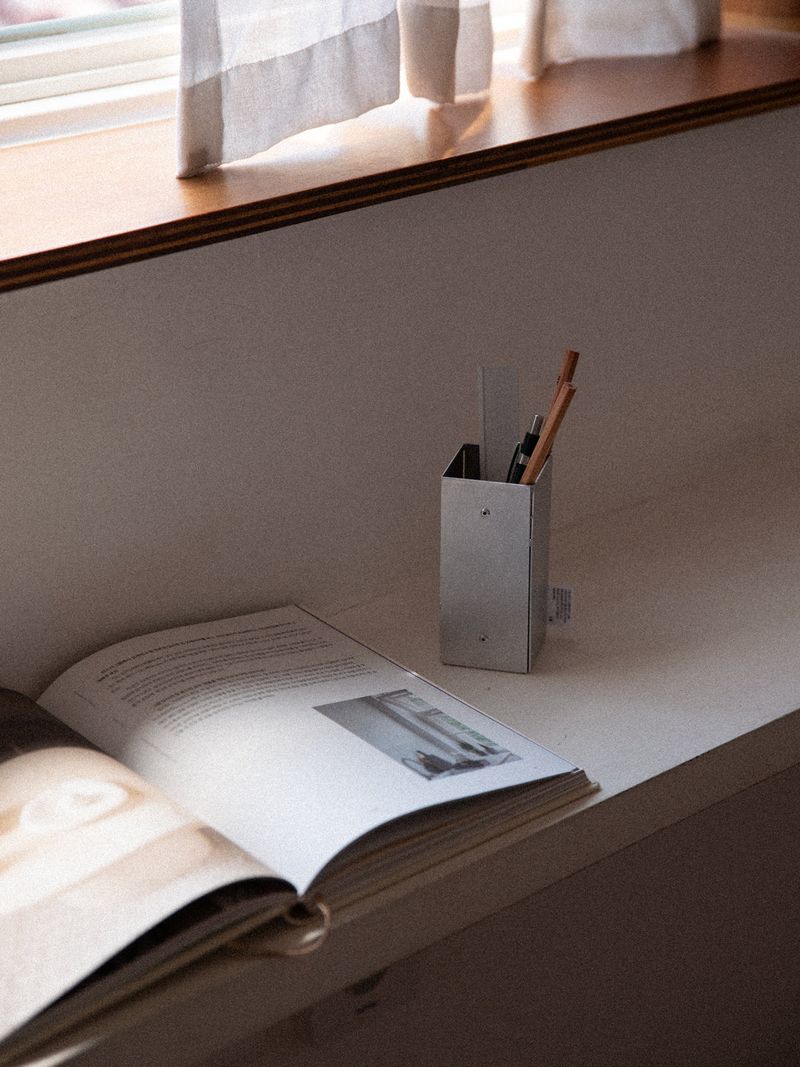 [made] Aluminum Pencil Holder-M