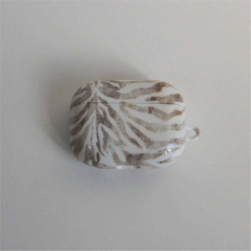 [MADE] zebra glossy hard airpod/buds case (brown)