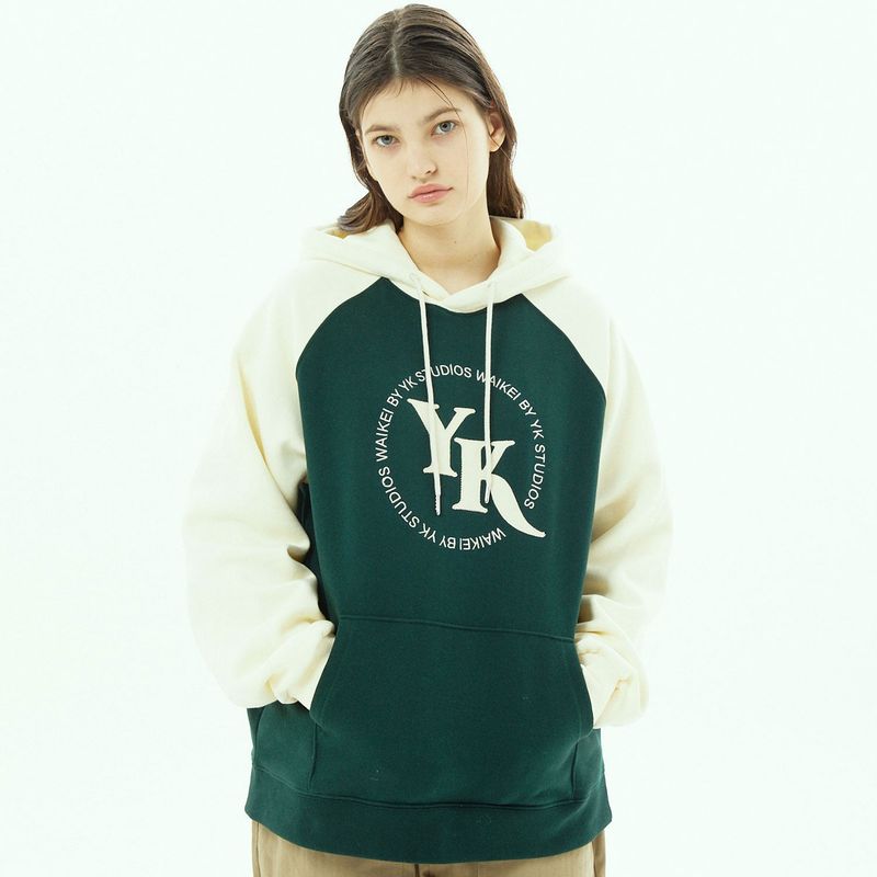 YK applique raglan hood
