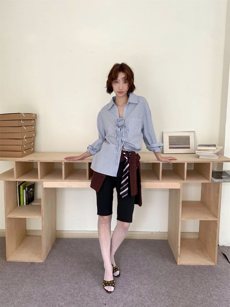French Corsage Shirring Flower Tie Loose-Fit Check Shirt
