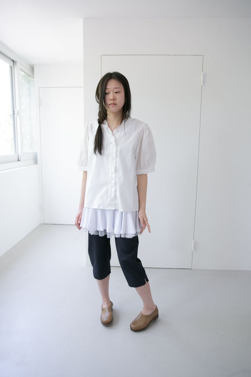 frill shell button half blouse(2colors)