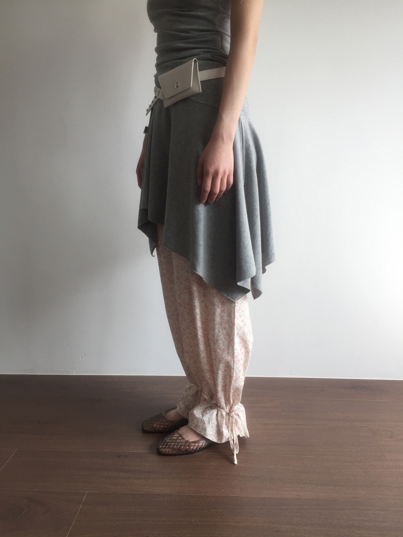 YWD PINCA FLOWER PANTS (2color)