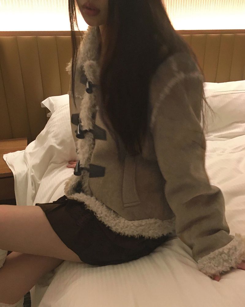Semin Toggle Sherpa Fur Mustang Midi Jacket