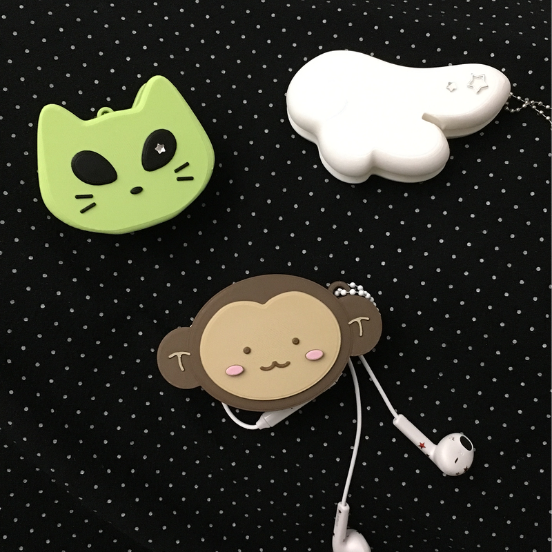 【MADE】 Ailen Cat Cable Holder Keyring