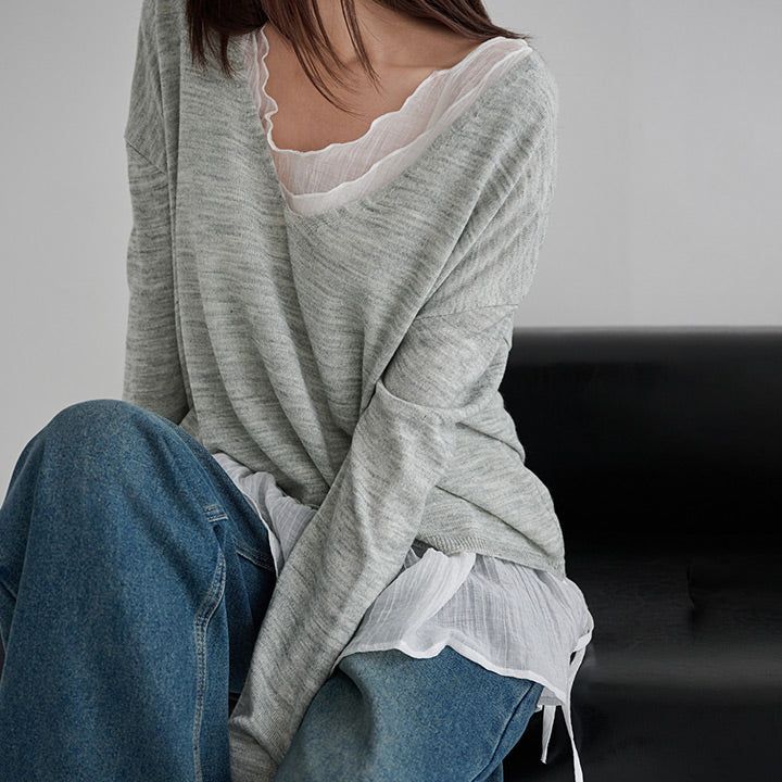 blitti（ブリッティ）の「[Jayden] Deep V-Neck Long-Sleeve Knit - 3 Colors（Tops）」