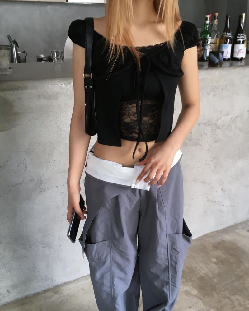 Nylon belted cargo pants
