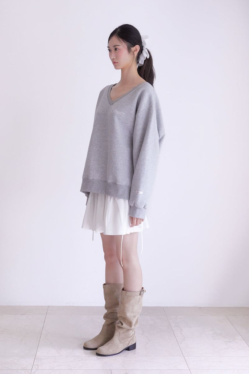 Lettering Deep V-Neck Sweatshirt (MELANGE GREY)