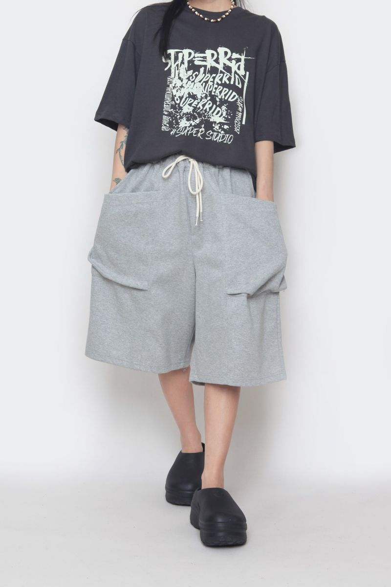 Double-Pocket Balloon Half Pants