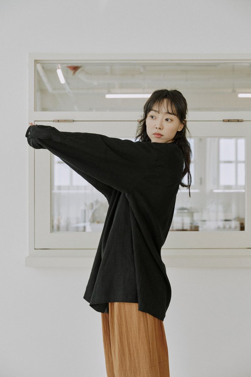 unisex linen patch shirts black