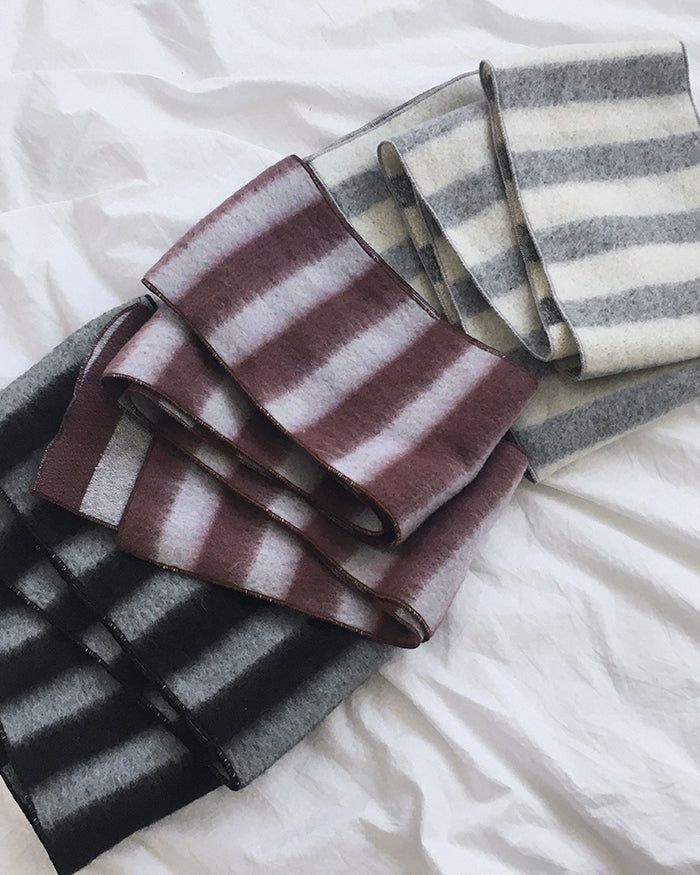 Dana Striped Simple Muffler