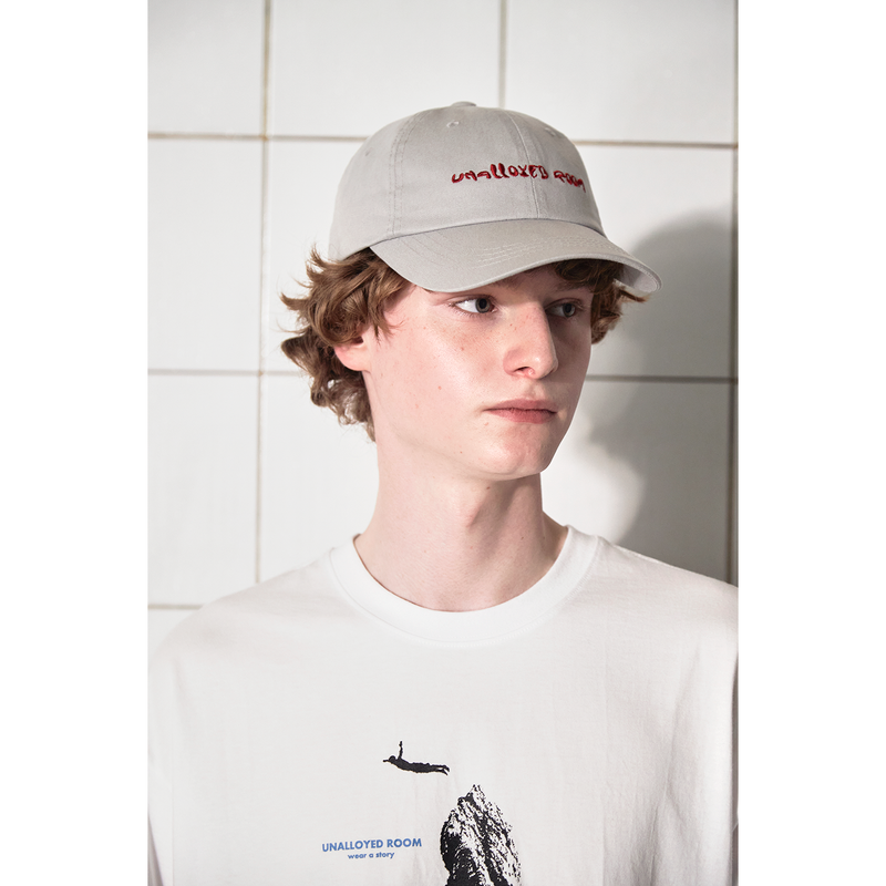 UNALLOYED ROOM CAP / GREY