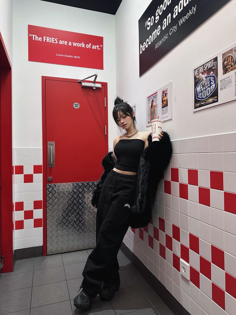 Wild fur-JK (Black)