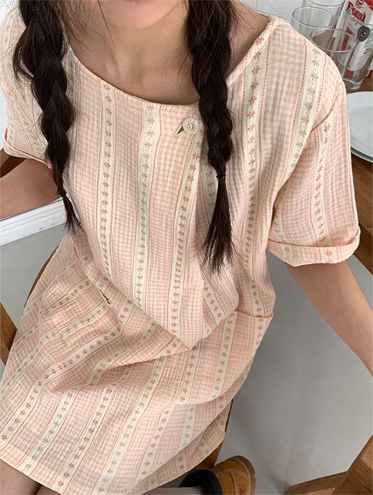 SOFT FLOWER BUTTON DRESS (2C)